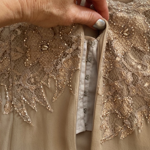 Nude Silk floor-length gown - Picture 4 of 4